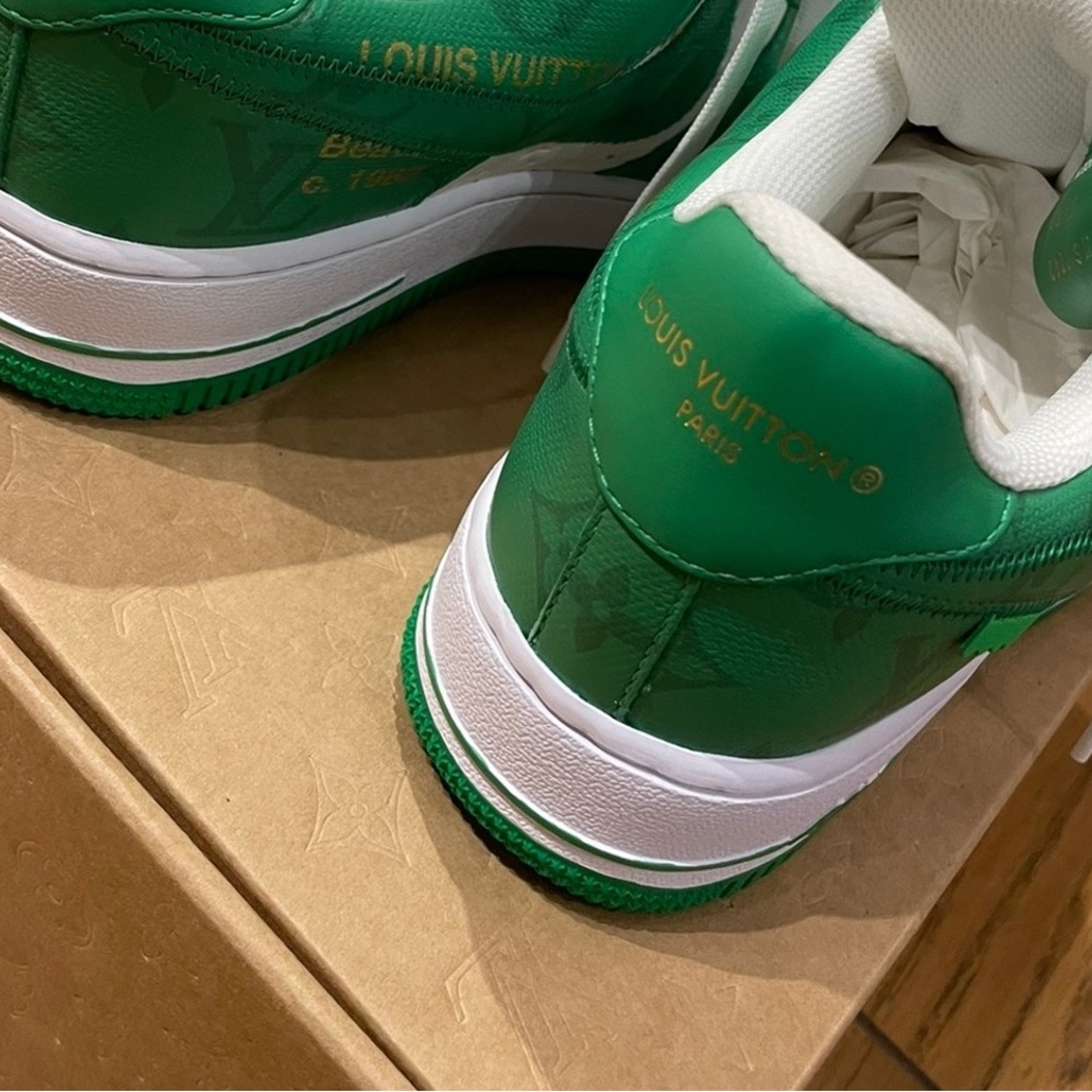 LOUIS VUITTON NIKE SNEAKERS - Picture 9 of 9